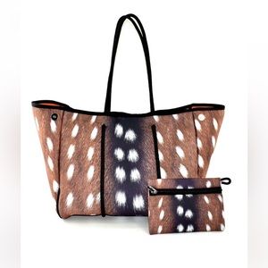 Parker & hyde axis tote bag.